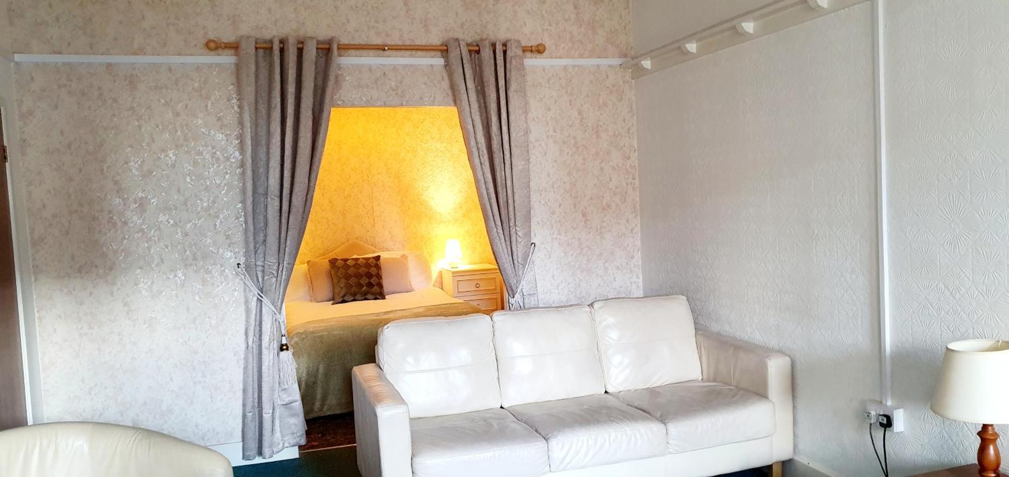 Beach Court Holiday Apartments Скегнесс Экстерьер фото