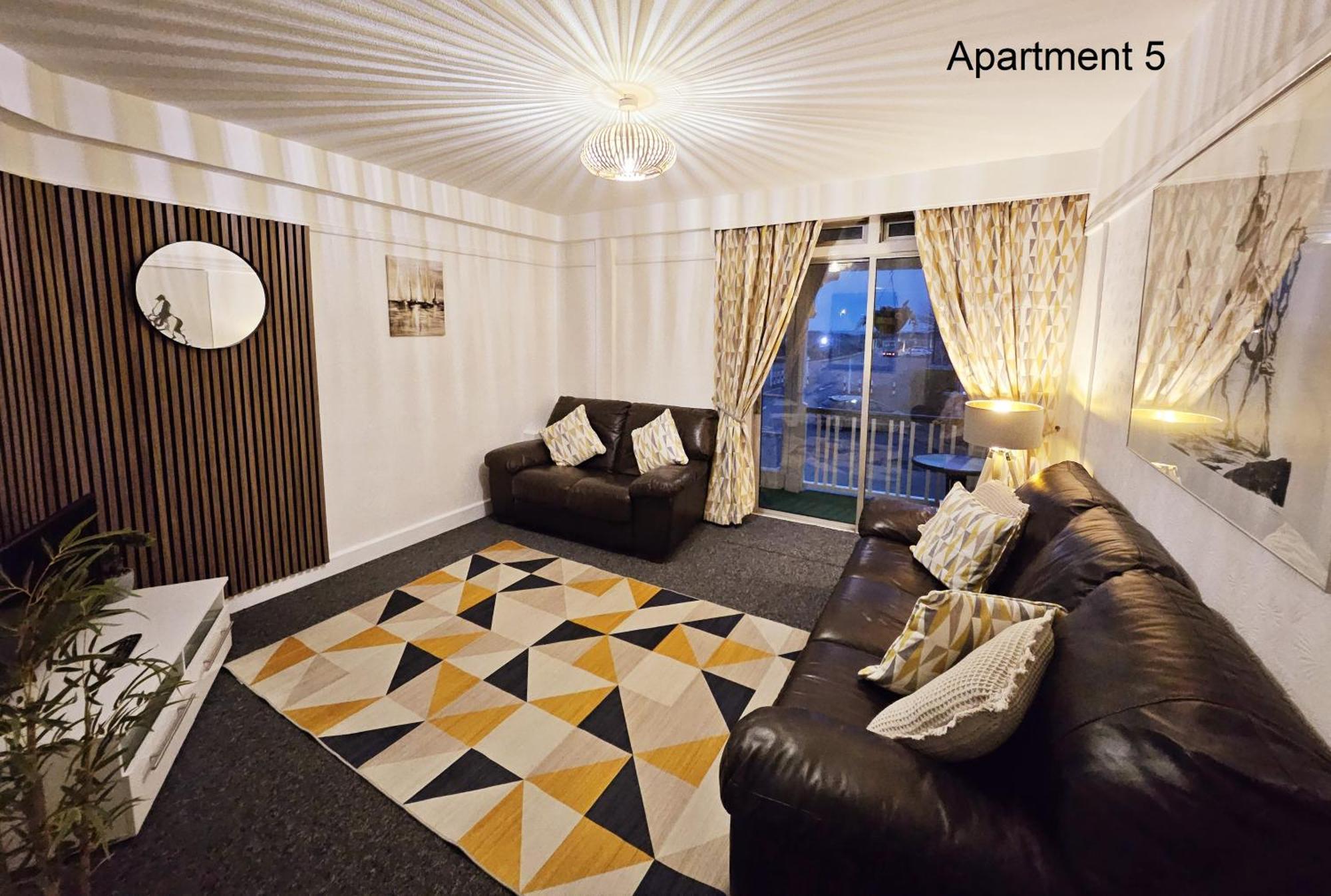 Beach Court Holiday Apartments Скегнесс Экстерьер фото